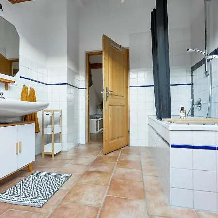 Wiesen Apartment *